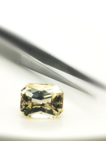 38168 - 13,48 ct -  14,2 x 11,5  x 8,9 mm - No Heat - Search Cert