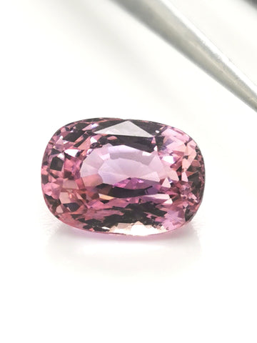 40023 - 3.54 ct - 9,46 x 6,78 x 5,76 mm - Padparadscha - No Heat